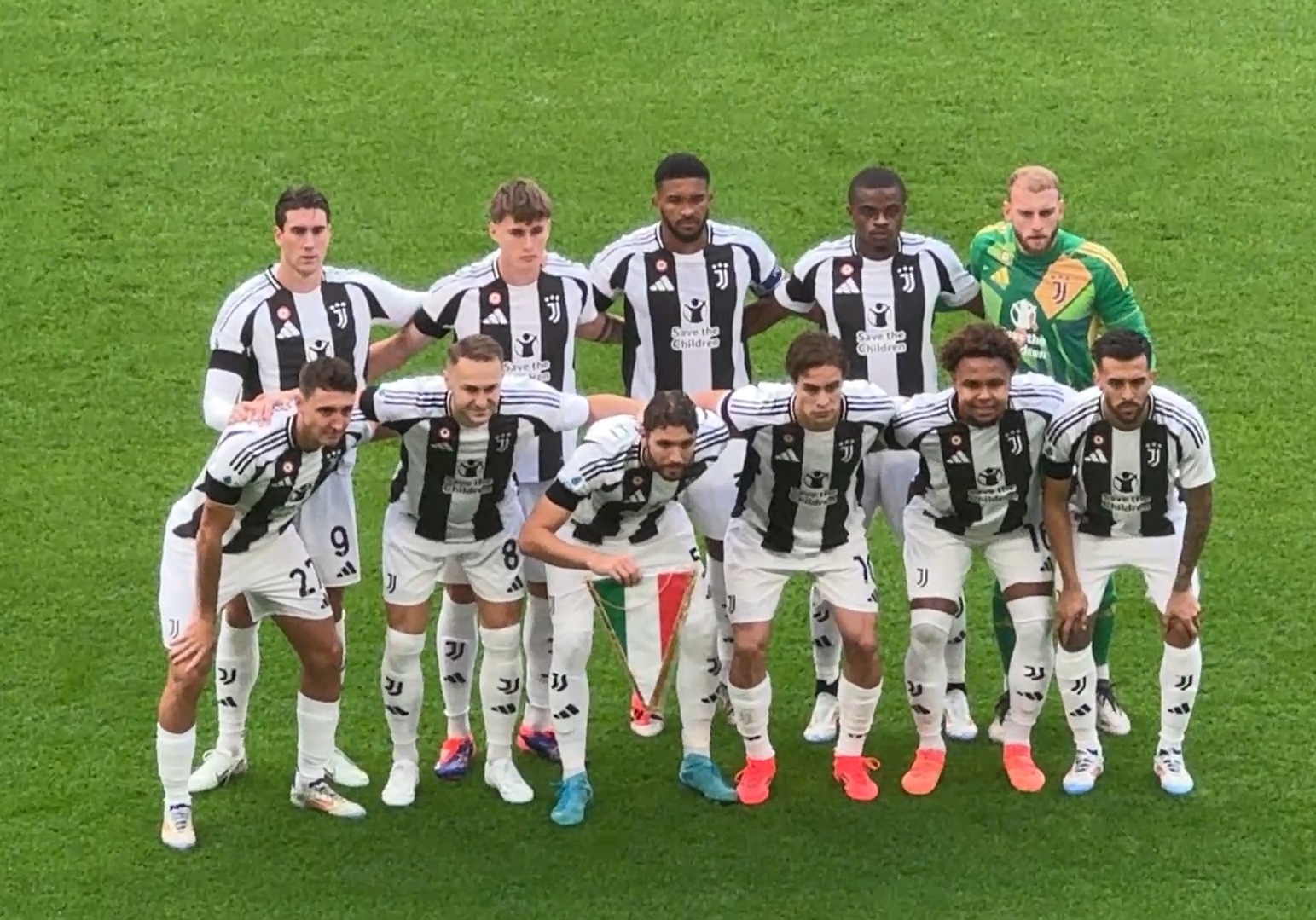 尊重个人贡 尊重个人贡